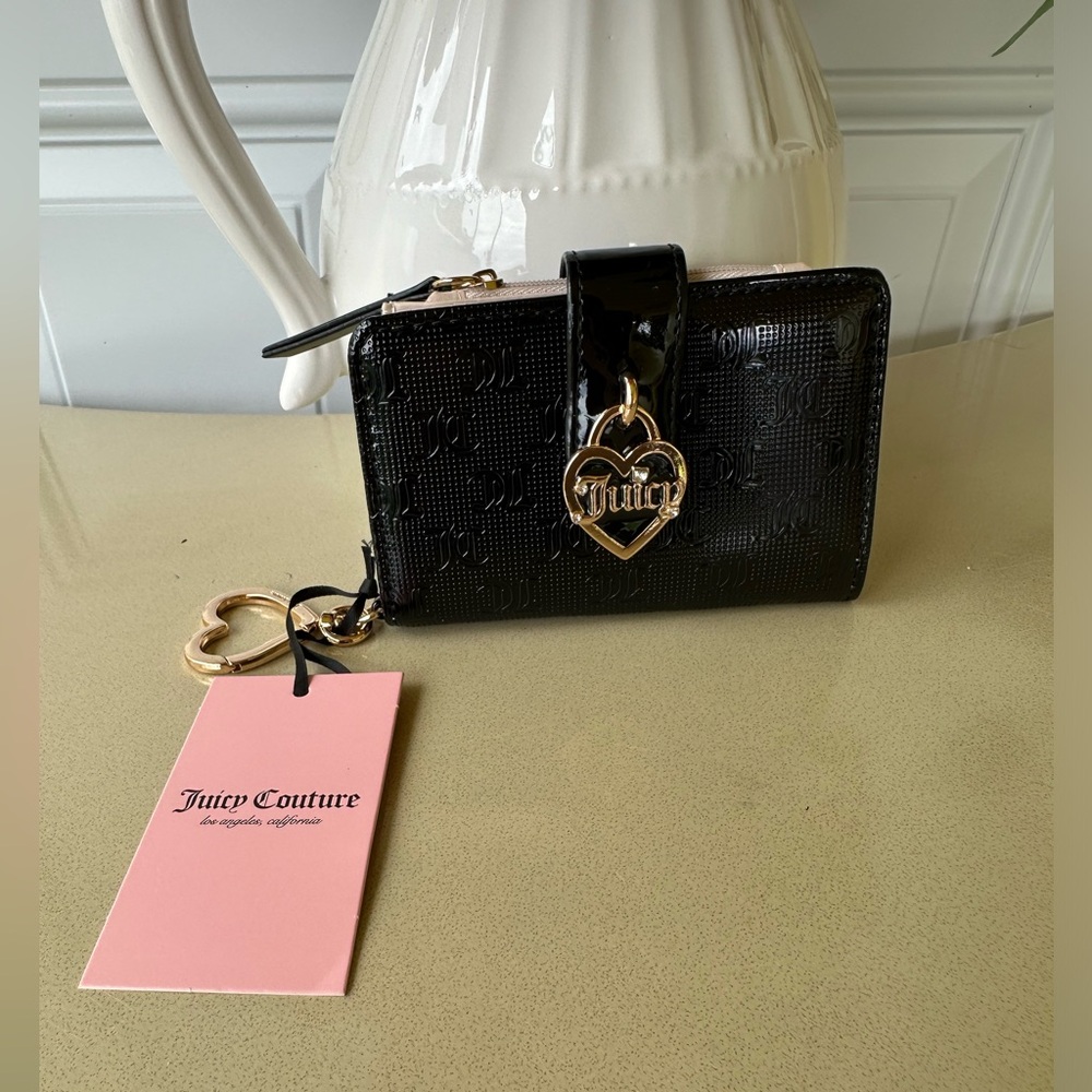NWT Juicy Couture Black Simply Perfect Tab Card Wallet